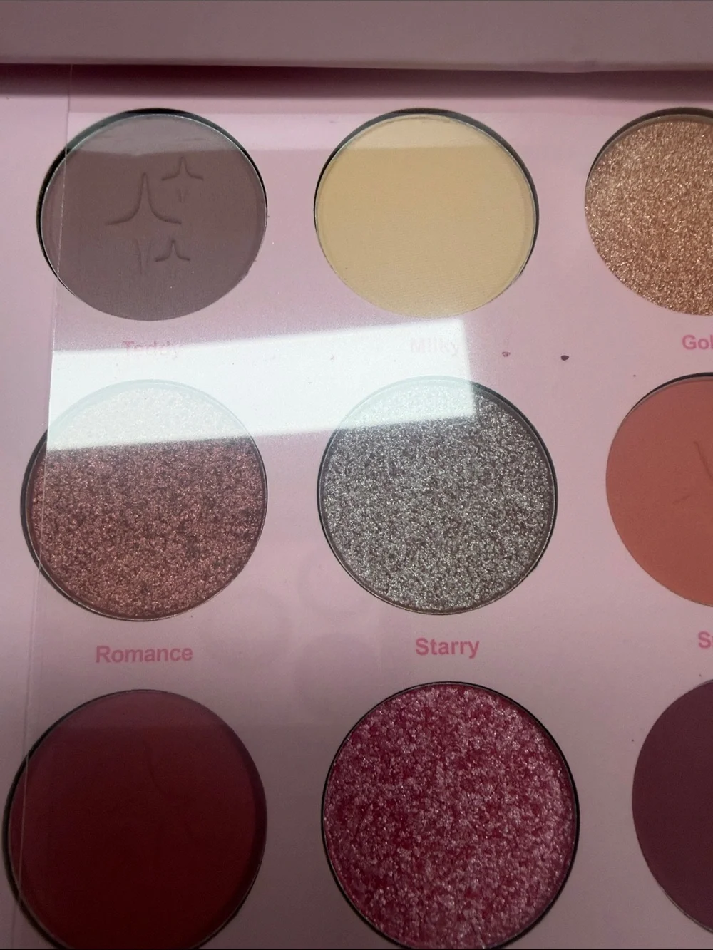 Moonslice Beauty 15-Color Pink Eyeshadow Palette